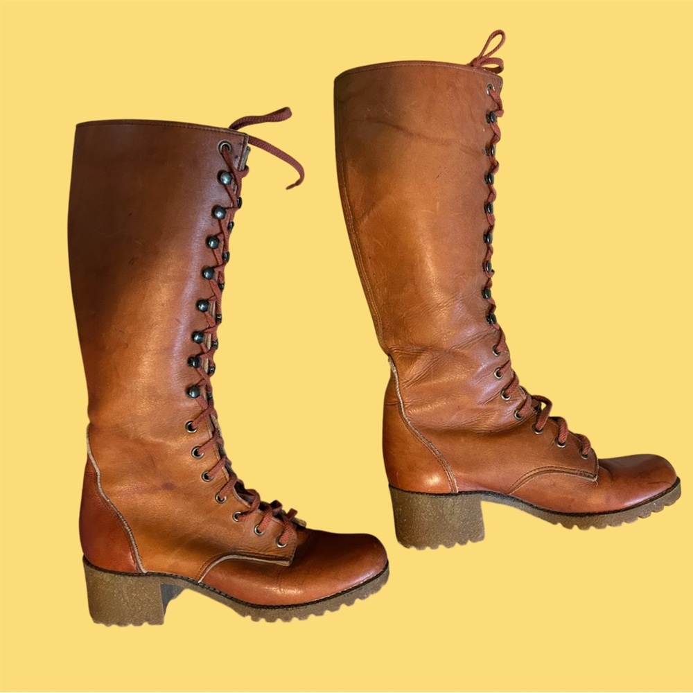 Vintage 1970s campus lace up knee boots gum cognac brown tan leather tall frye 8